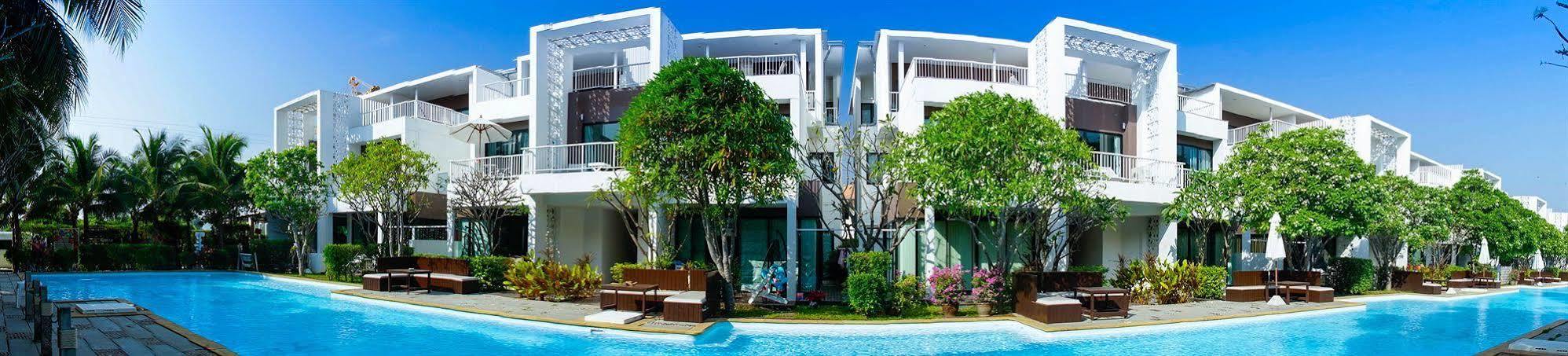 Franjipani Resort HHQ Esterno foto